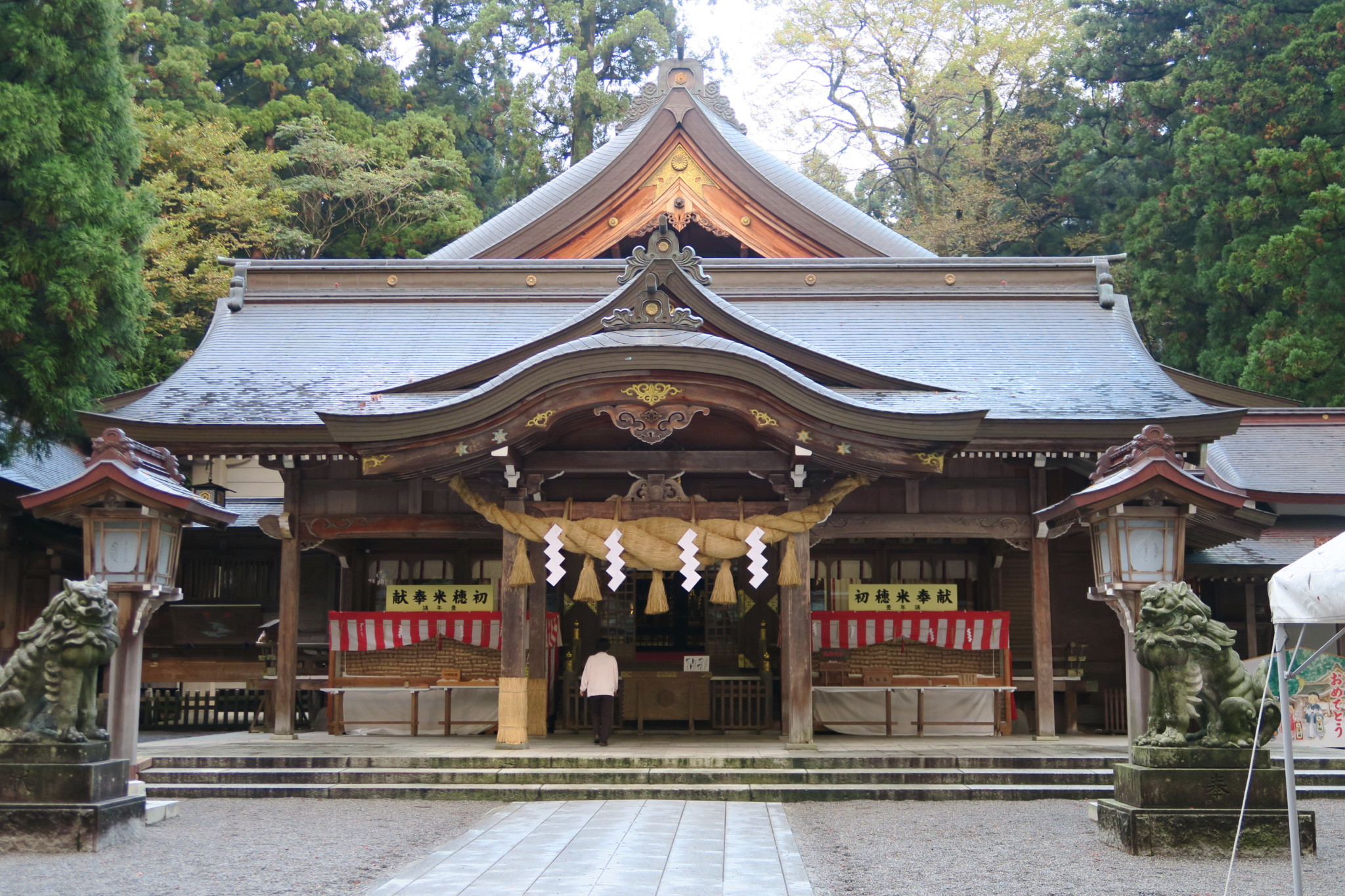 白山比咩神社(平成27年10月28日)