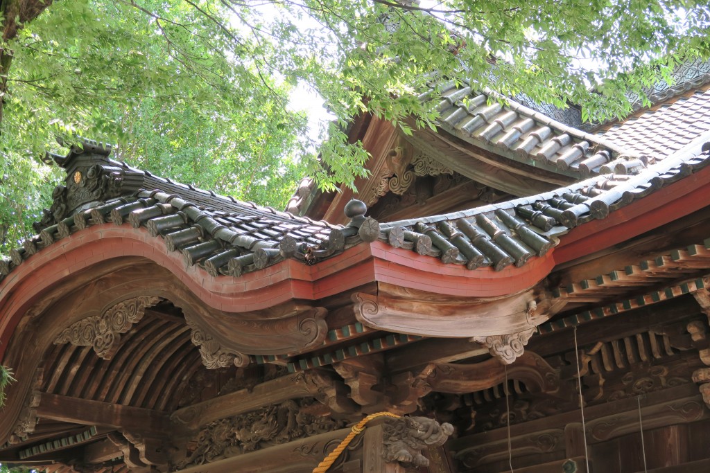 拝殿向拝屋根