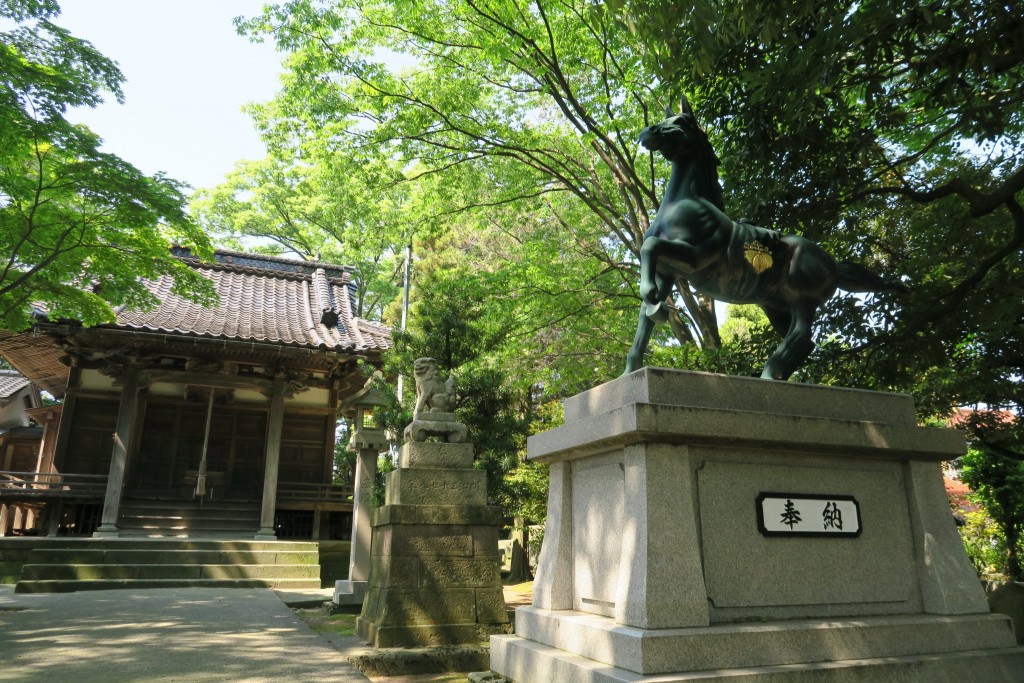 神馬像