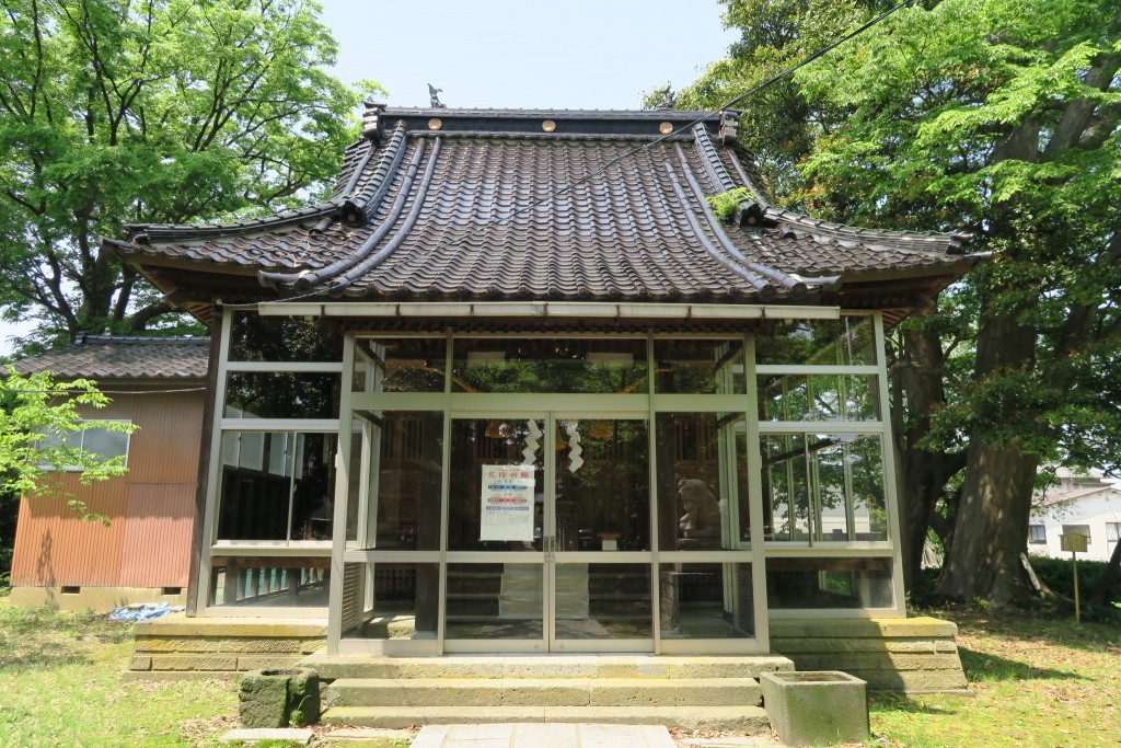 御馬神社拝殿正面