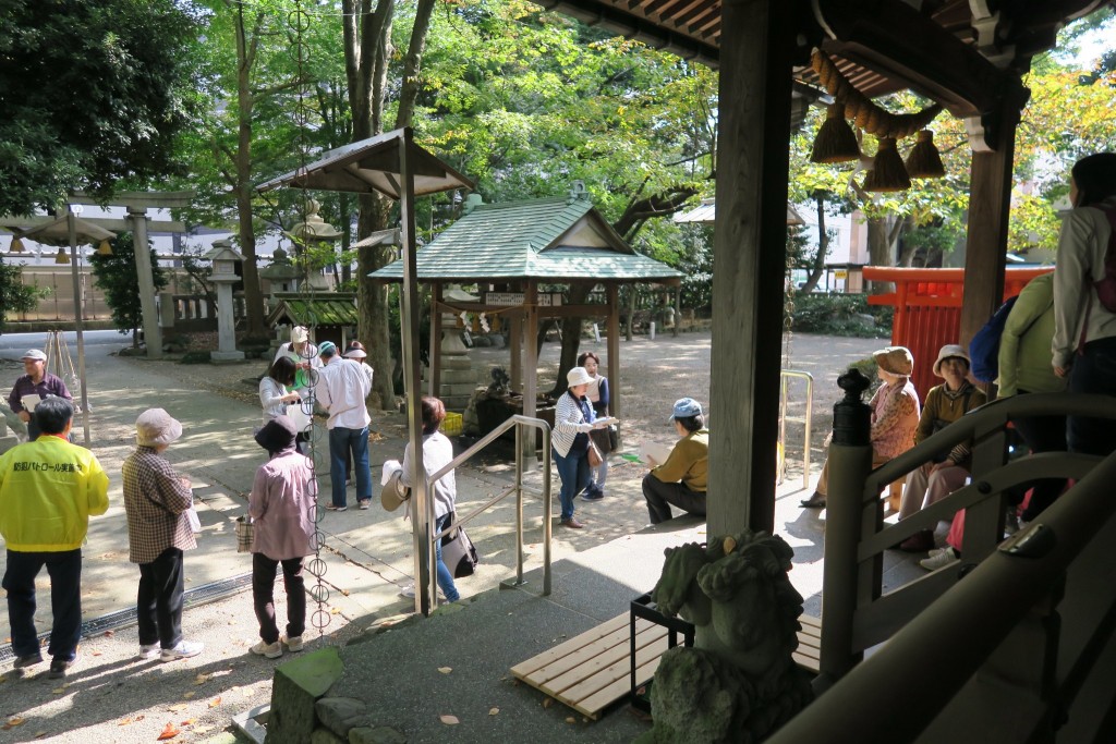 正式参拝後に一息つかれる参加者一同