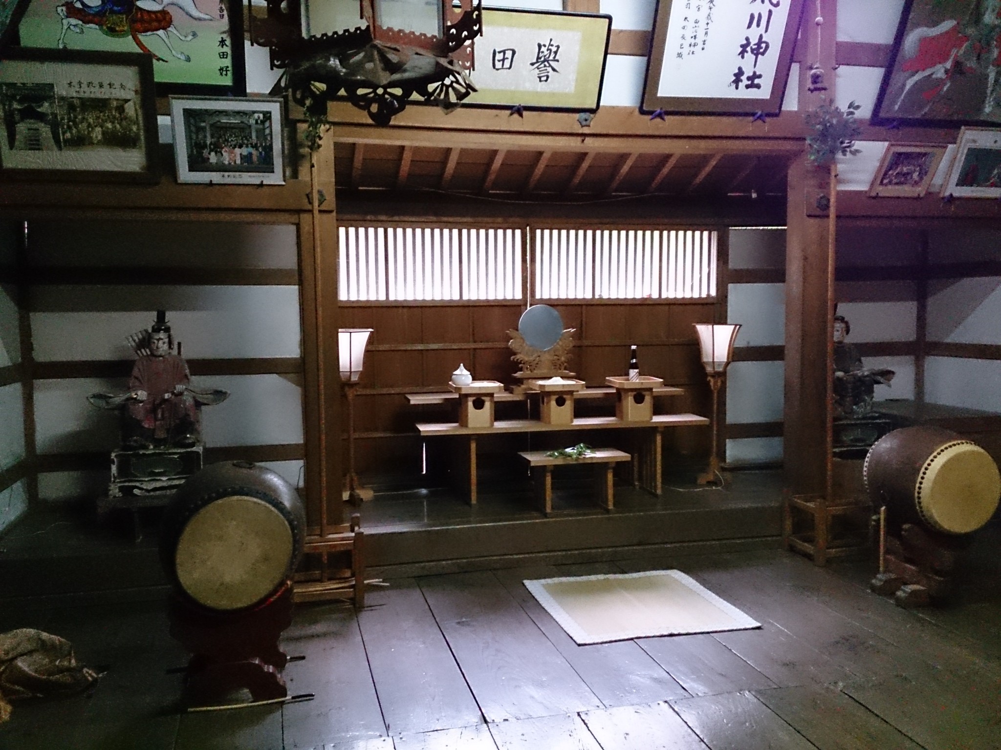平成25年荒川神社拝殿　アイキャッチに使用