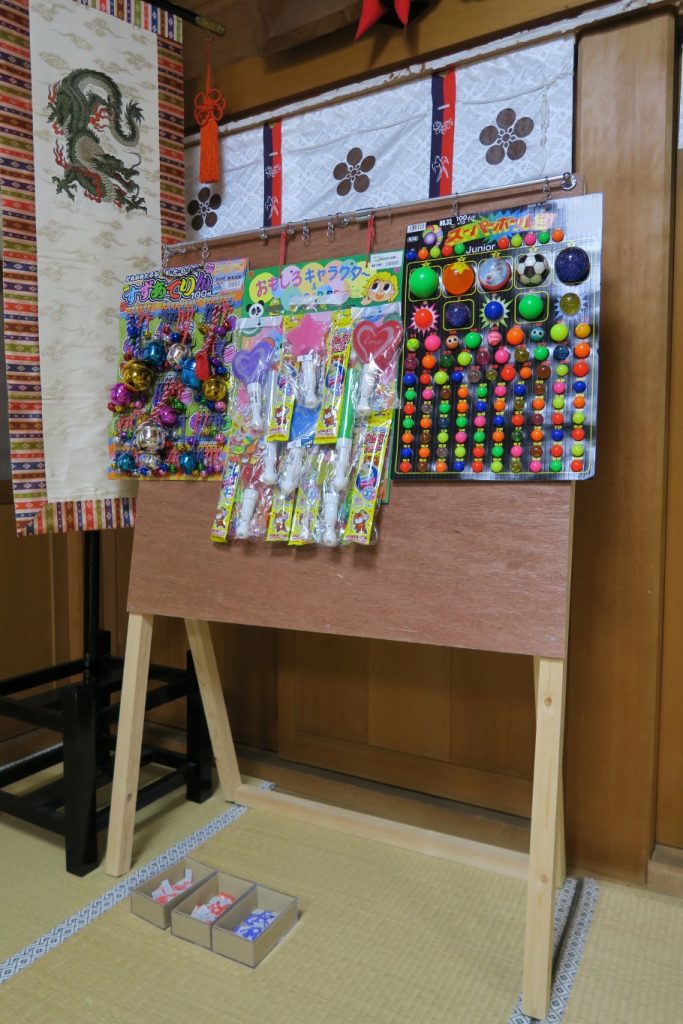 平成28年春祭りのくじ引き設備