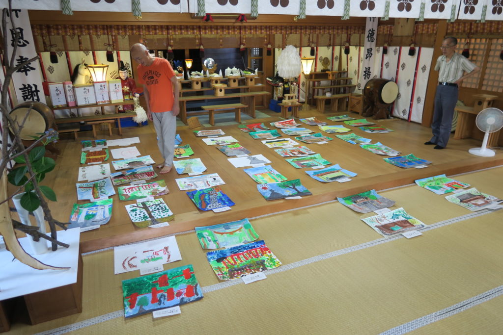 作品選出の様子（平成30年）