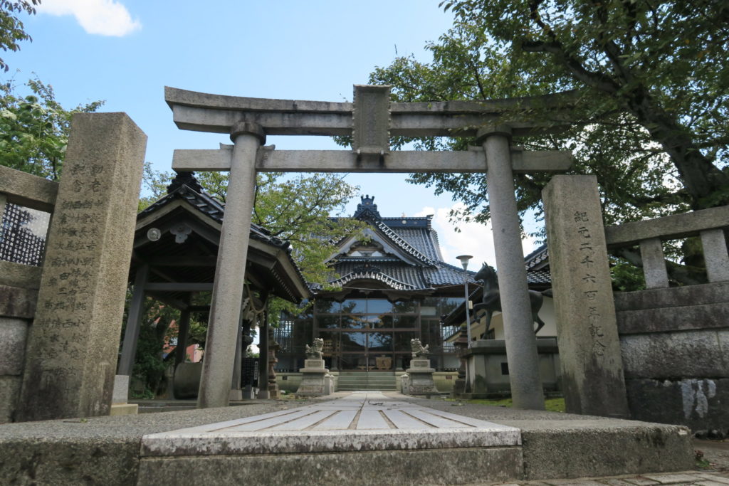 押野 高皇産霊神社 境内の様子2