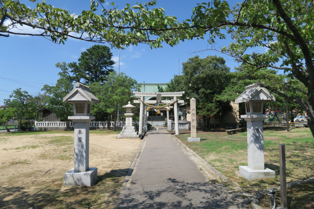 西金沢 八幡神社 境内の様子1