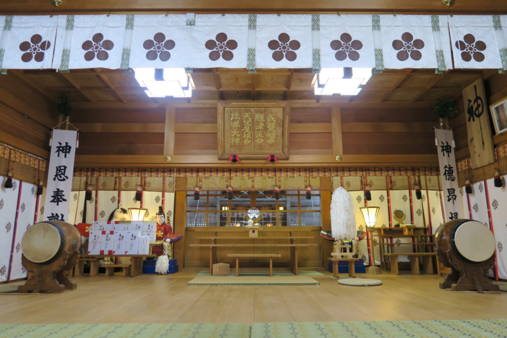 春日神社拝殿_平成31年4月