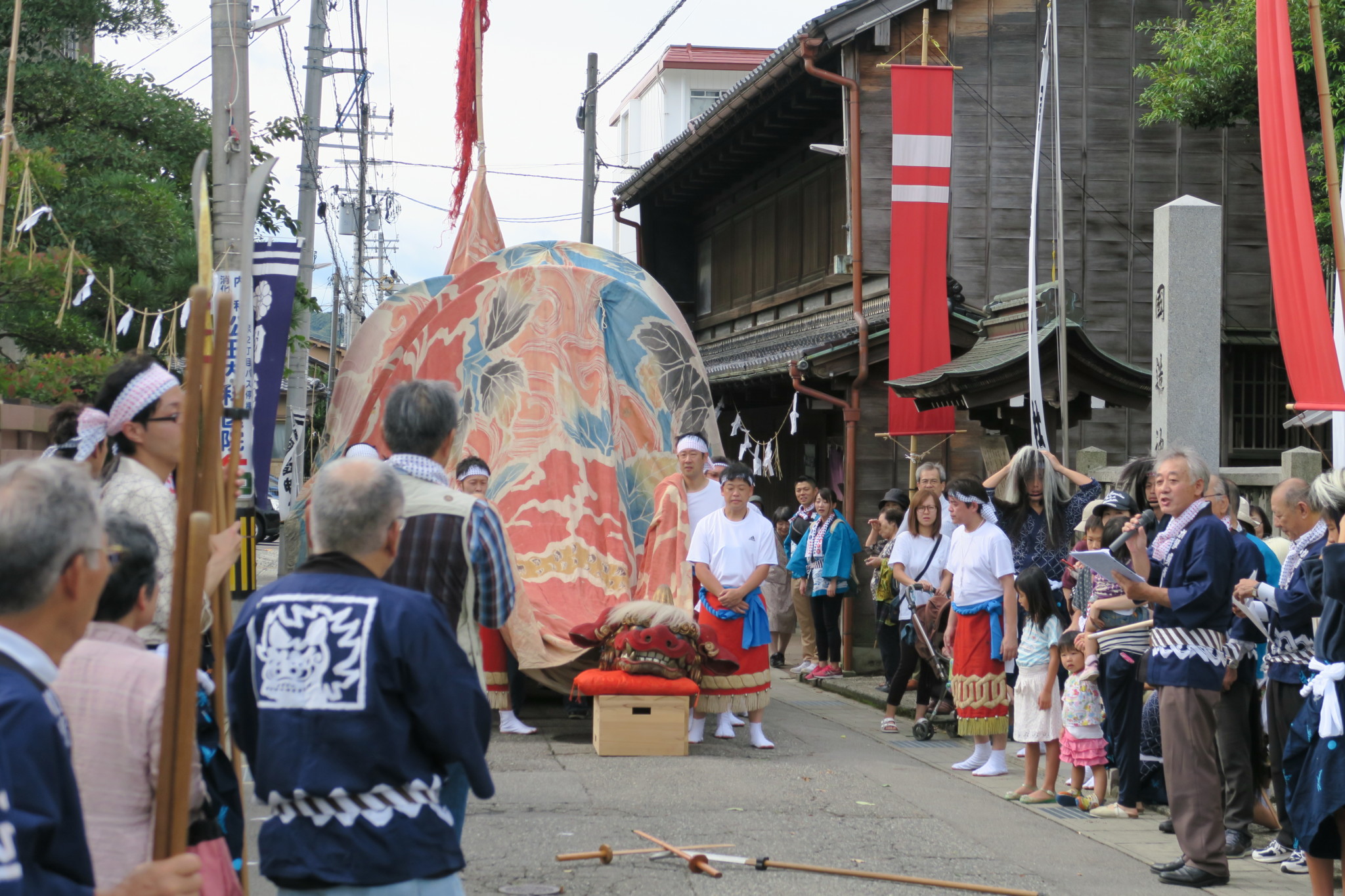 令和元年 泉獅子舞の様子(再)